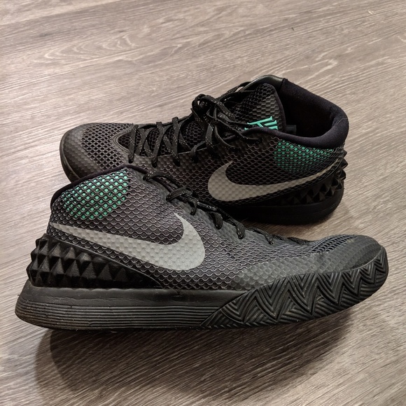 kyrie 1 driveway